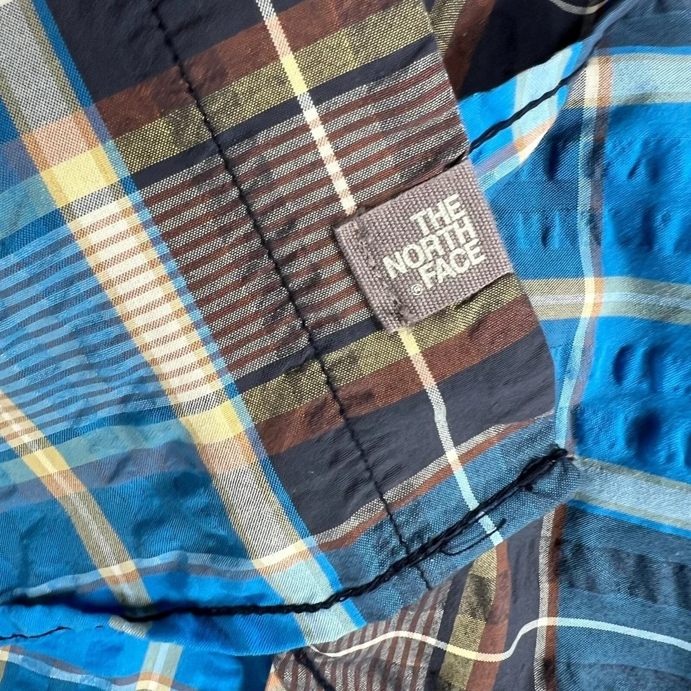The North Face Shirt Mens Large Blue Plaid Short Sleeve Button Up Hiking Camping